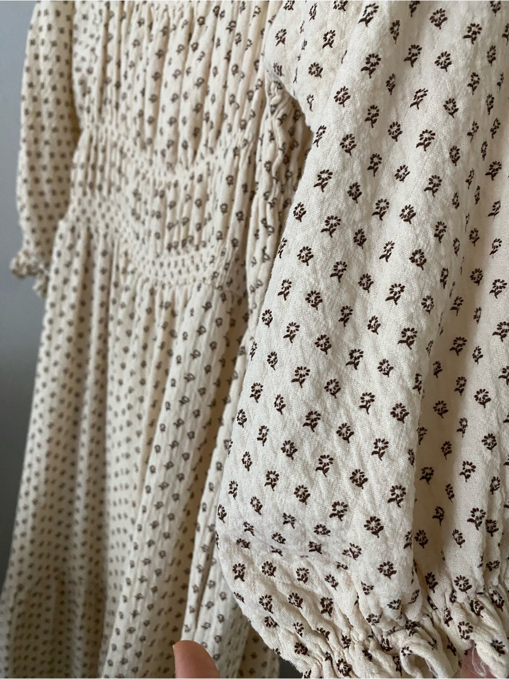 Neuflora Smocked Midi Dress with Puff Sleeves - Picture 4 of 8